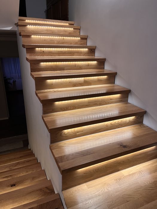 Dębowe stopnice + LED
