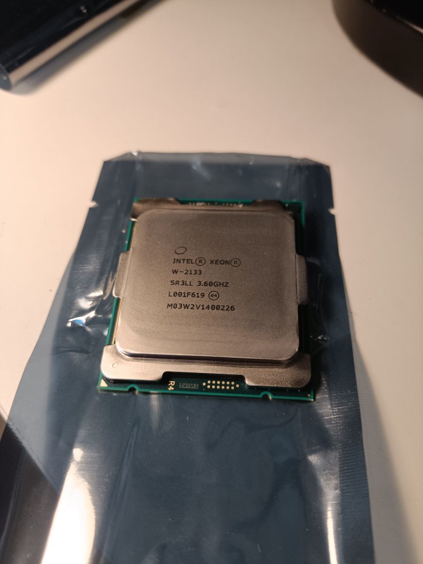 Procesor Intel Xeon w-2133 6rdzeni 12 watków 3,6GHz Socket 2066