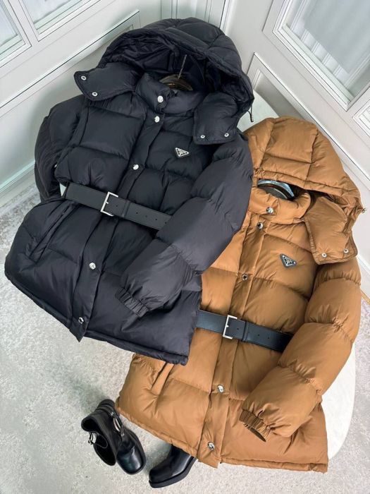 Ботинки Chanel Пуховик куртка трансформер Prada Celine