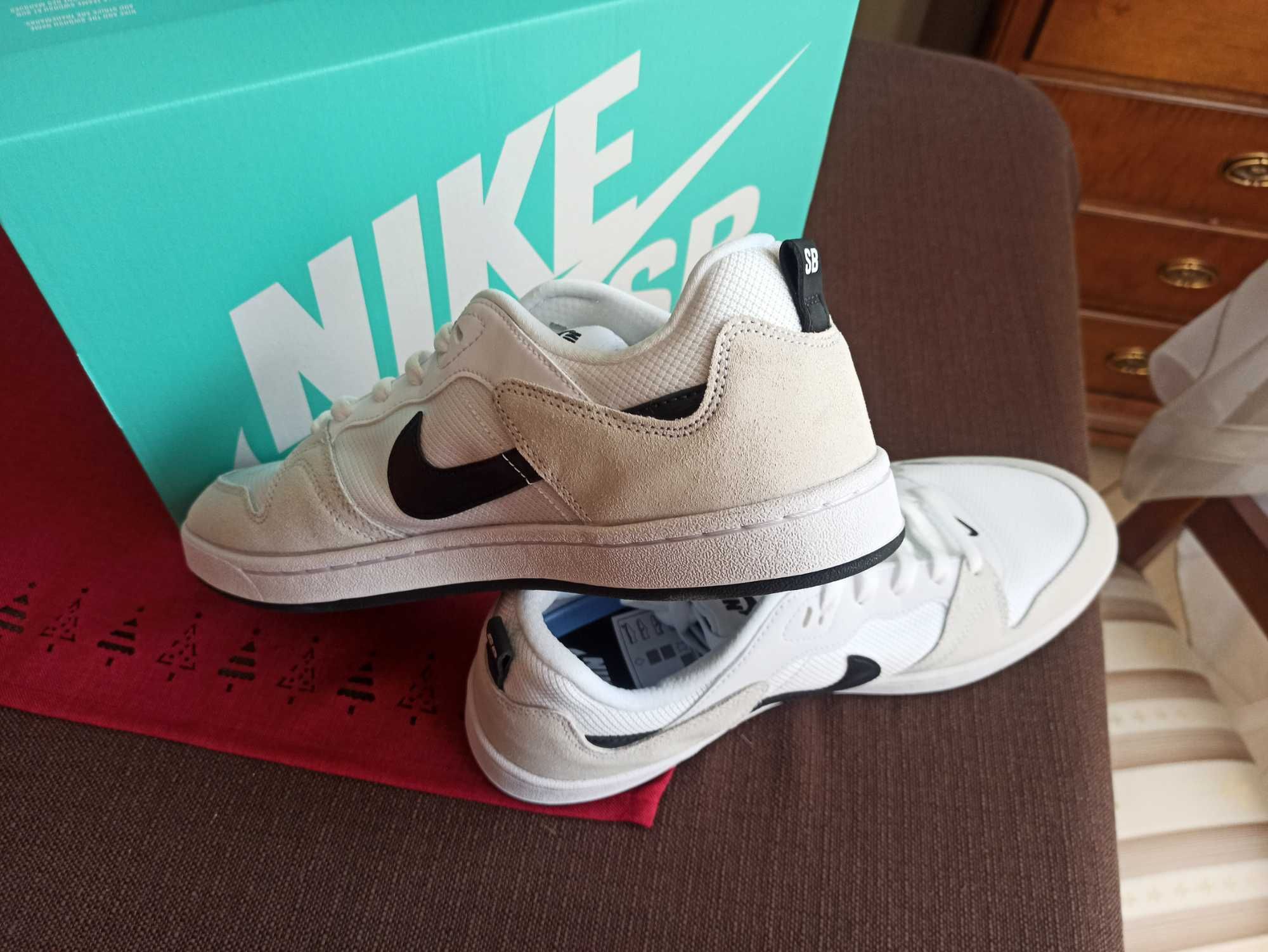 (r. Eur 45) Nike Sb Alleyoop White Black CJ0882,-100