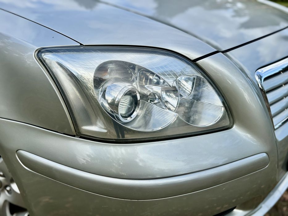 Продам Toyota Avensis 2.2 dizel