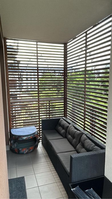 Pergole na balkon zabudowa balkonu na wymiar angielskie kratki