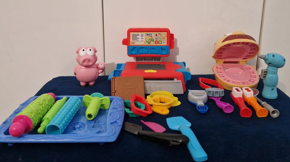 Zestawy PlayDoh dentysta,fryzjer i inne