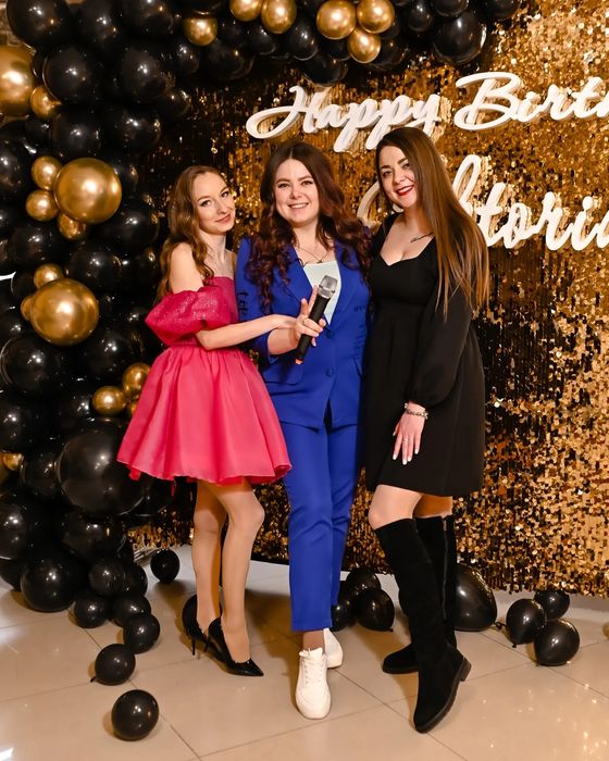 Ведуча, тамада Київ/область на весілля, ювілей, корпорстив, церемонію