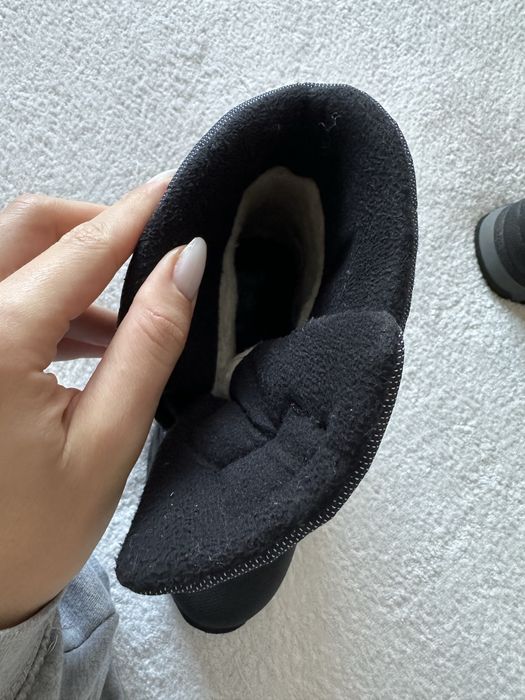 Продаю дитячі зимові термо ботинки, р.36.Tofino