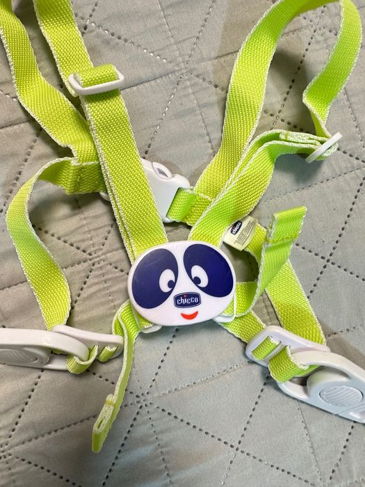 Вожжі для дітей фірми chicco