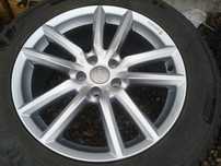 kola r18 cms szare audi q5 mercedes glc 235 60 goodyear 2022rok j nowe