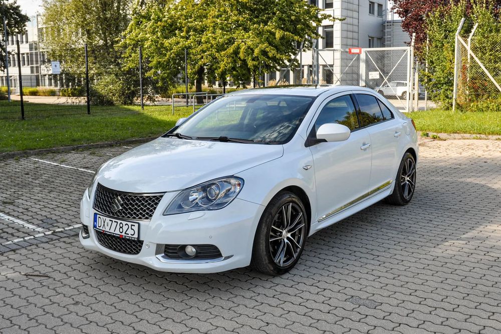Suzuki Kizashi 2,4 Automat 4x4 Skóry Bezwypadkowy 164 tys. km