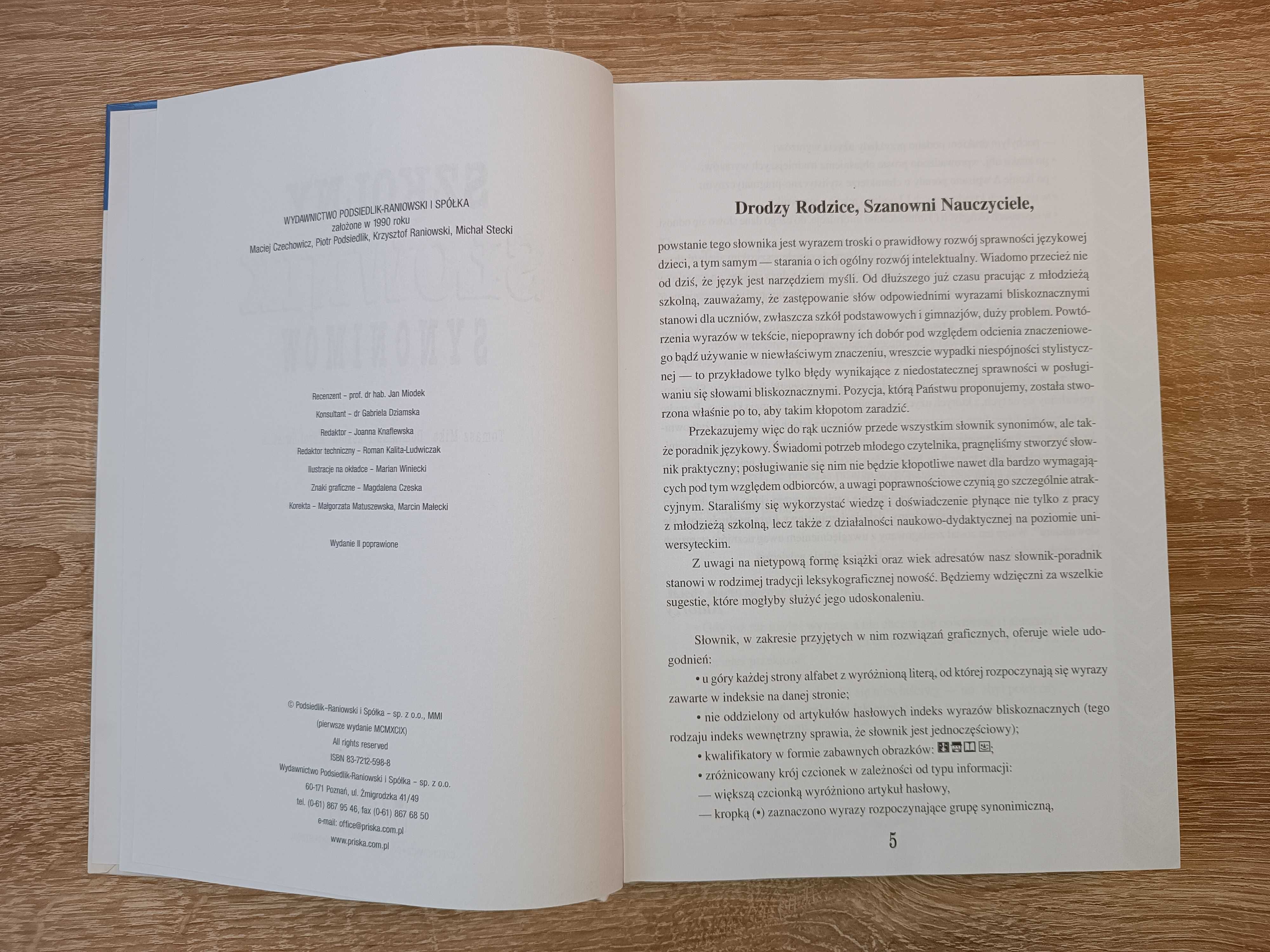 Szkolny słownik synonimów