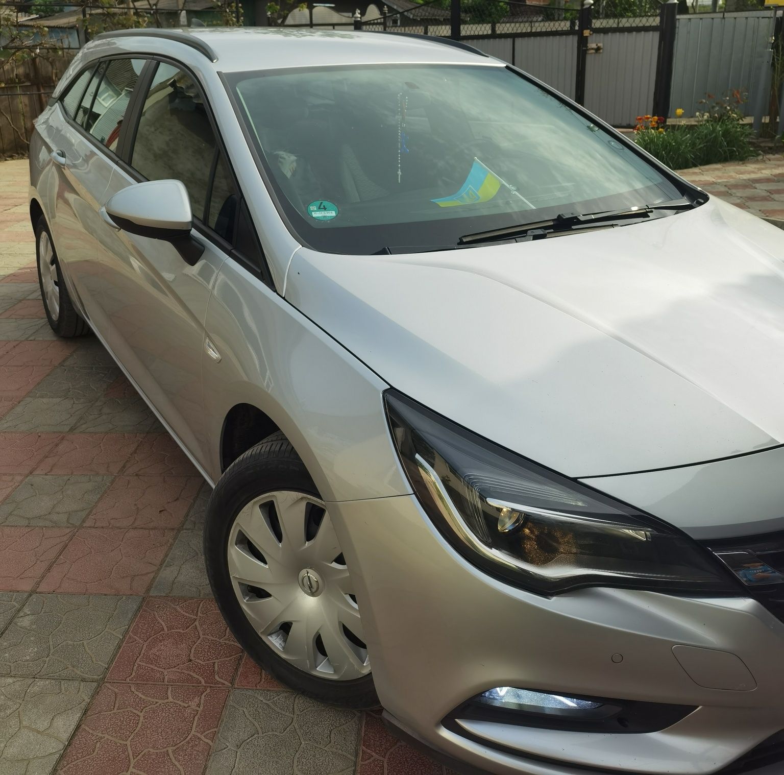 Opel Astra K 2016 1.6D avtomat