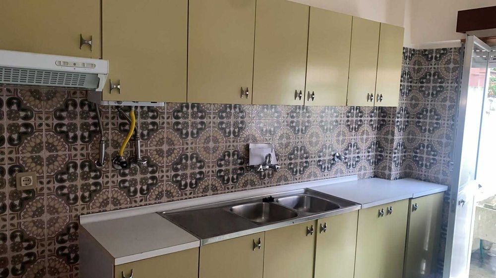 Aluga-se T1 em Mem Martins