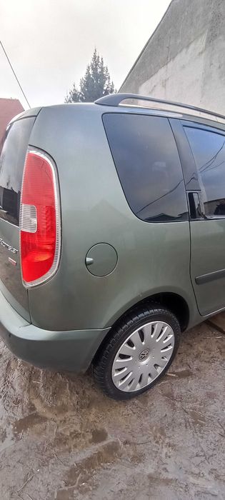 ćwiartka tył błotnik skoda roomster 1.9 tdi BSW 77kw lak 9599