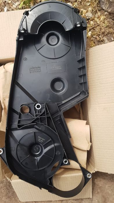 Продам захист ременя двигуна Audi 80b3