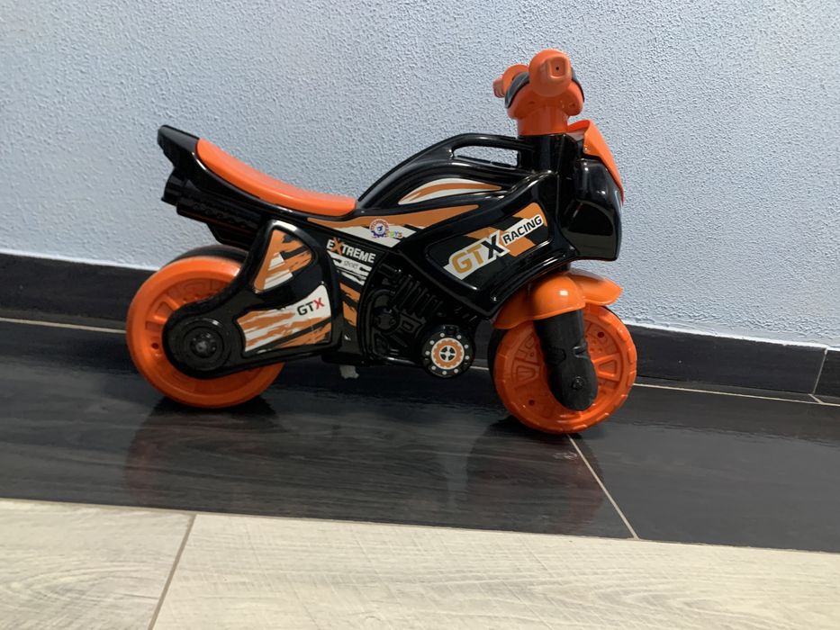 Дитячий мотоцикл / велобіг