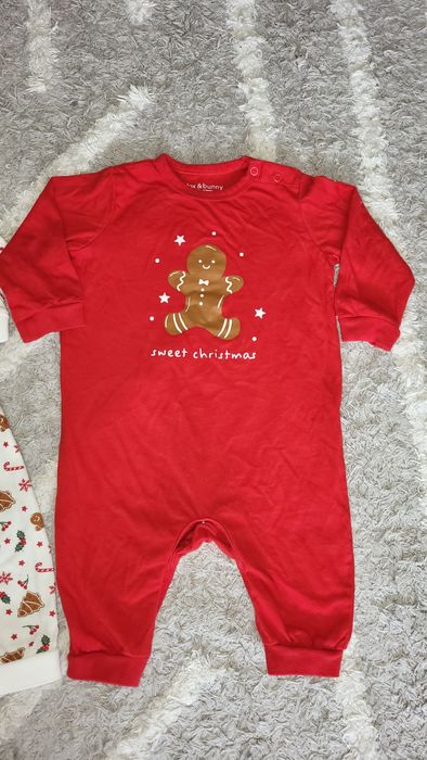 68 NOWY pajac śpioszki pajace świąteczne piżamka świąteczna ciastek