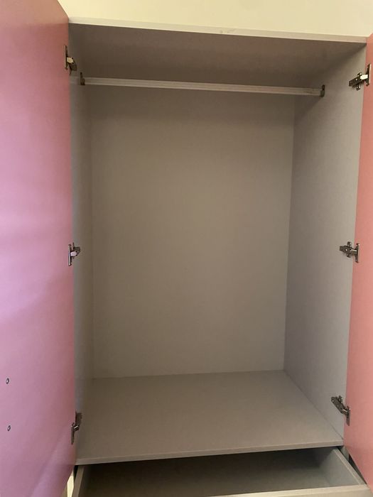 Moveis lacados em rosa