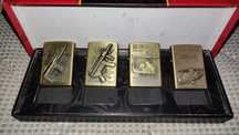 Conjunto de 4 isqueiros tipo Zippo novos de coleção