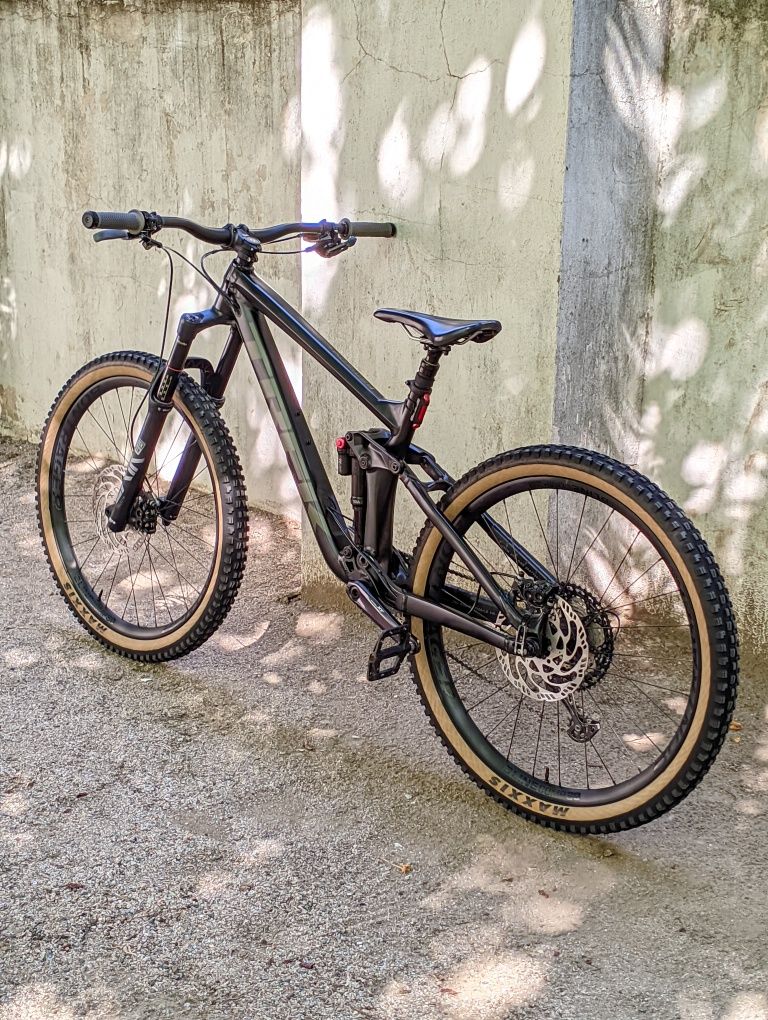 Велосипед Trek Remedy 8 XT 2021 (Fox, Rock Shox, Shimano, Magura)