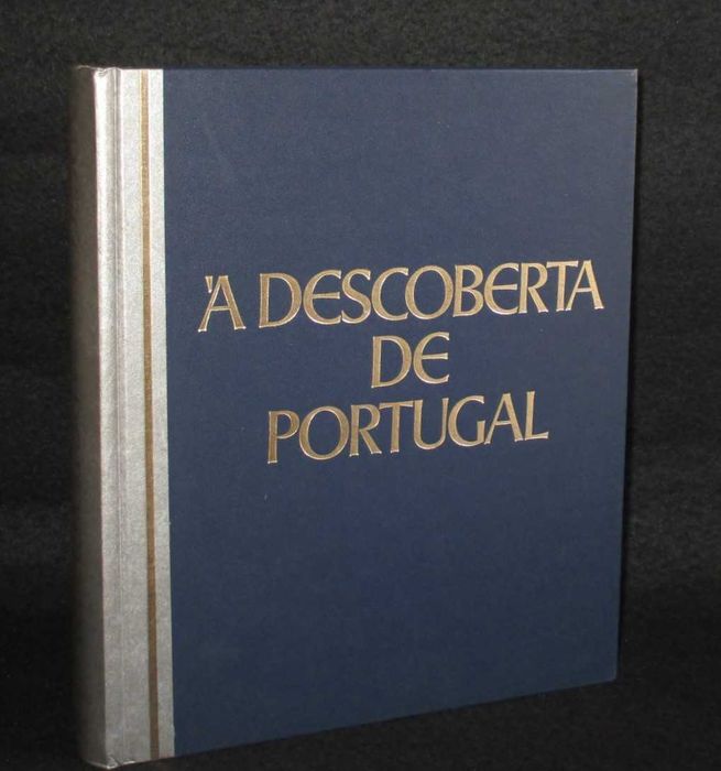 Livro À Descoberta de Portugal