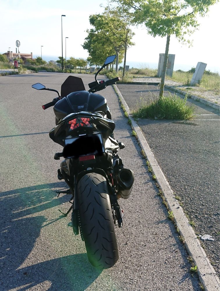 Motociclo Kawasaki z800