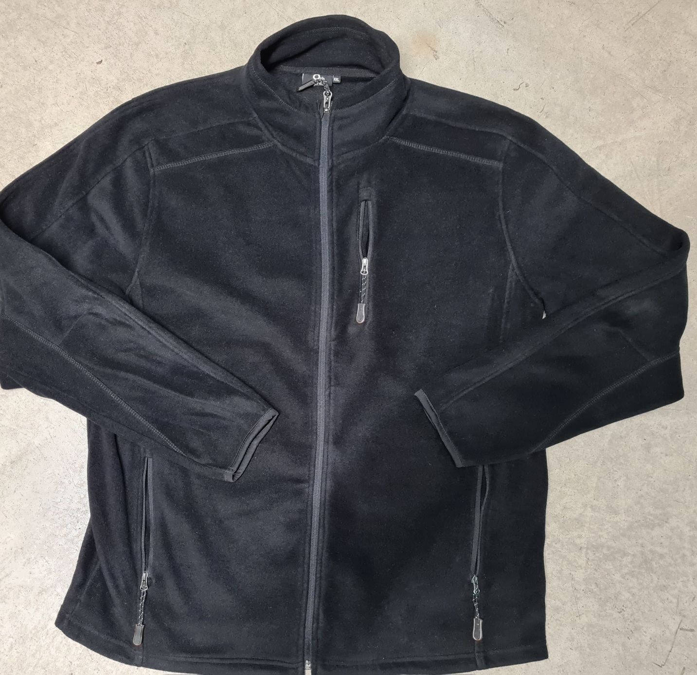 Camisola com capuz nova 4xl n 56-60 em polar de altissimo qualidade
Pv