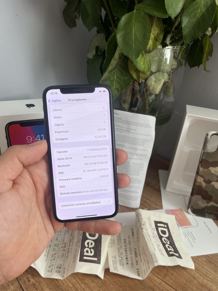 Apple iphone X - 64 Gb , pudelko ladowarka etui w zestawie