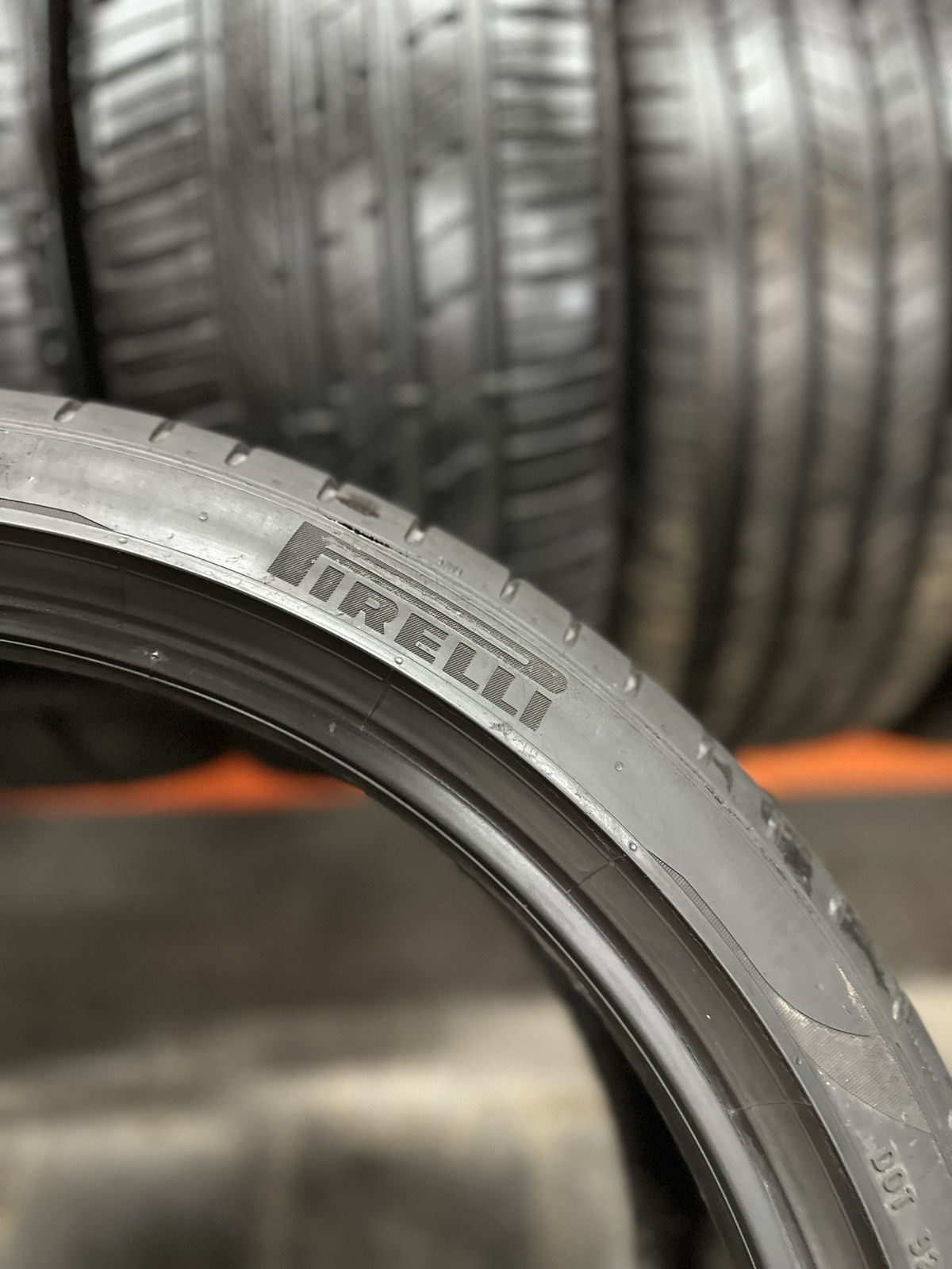 Шини Резина Літо 245/35 R20 95Y Pirelli Pzero PZ4 Seal