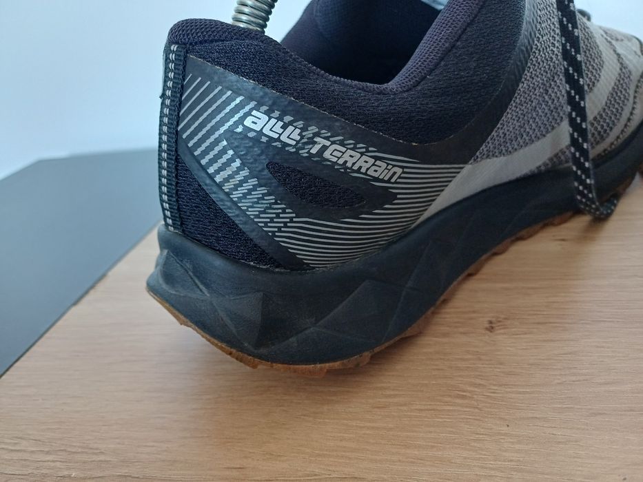 Buty New Balance 590 v3 all terrain rozmiar 42 trekkingowe 42,5