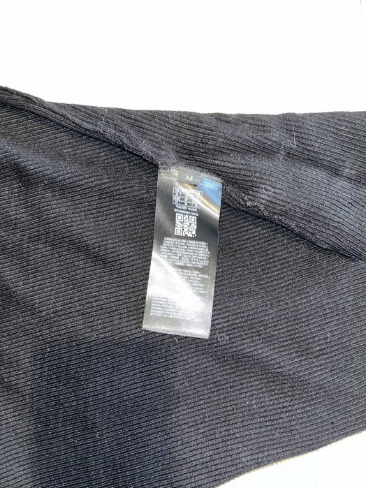 uess sweter damski kolor czarny lekki z półgolfem, M