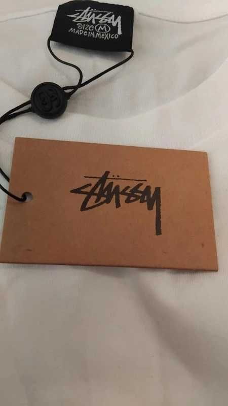 biała koszulka stussy 8ball