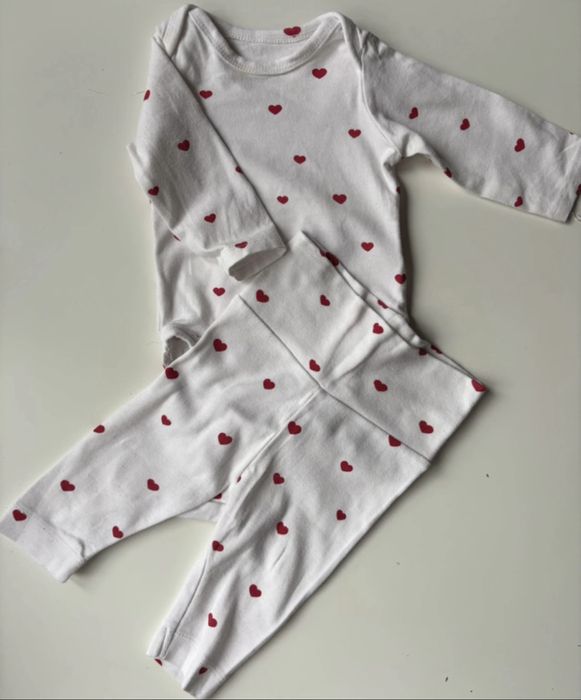 Zestaw body i spodenki. H&M