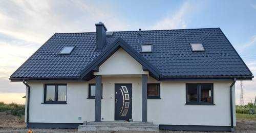 Dom parterowy z użytkowym poddaszem stan deweloperski 123m2