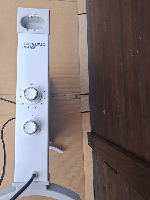 Grzejnik konwektorowy do powieszenia na ścianie 2500W THERMO HEATER