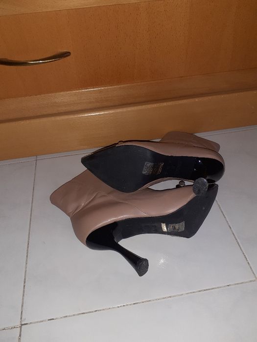 Botas bejes Cano baixo ( Marca Parodi"Passion ) C/ Novas