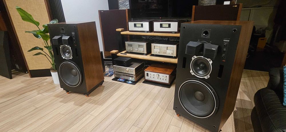 Kolumny ONKYO Scepter 2000