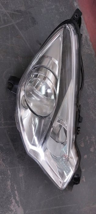 Otica direita citroen c3