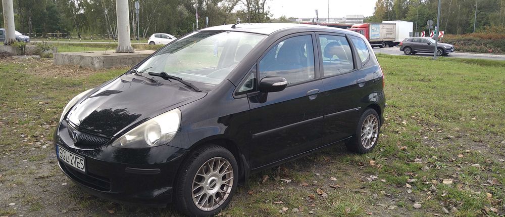 Honda  Jazz 1,4i Klima Zadbana z Ubezp.OC i Przeglądem Techn. 09.2026.