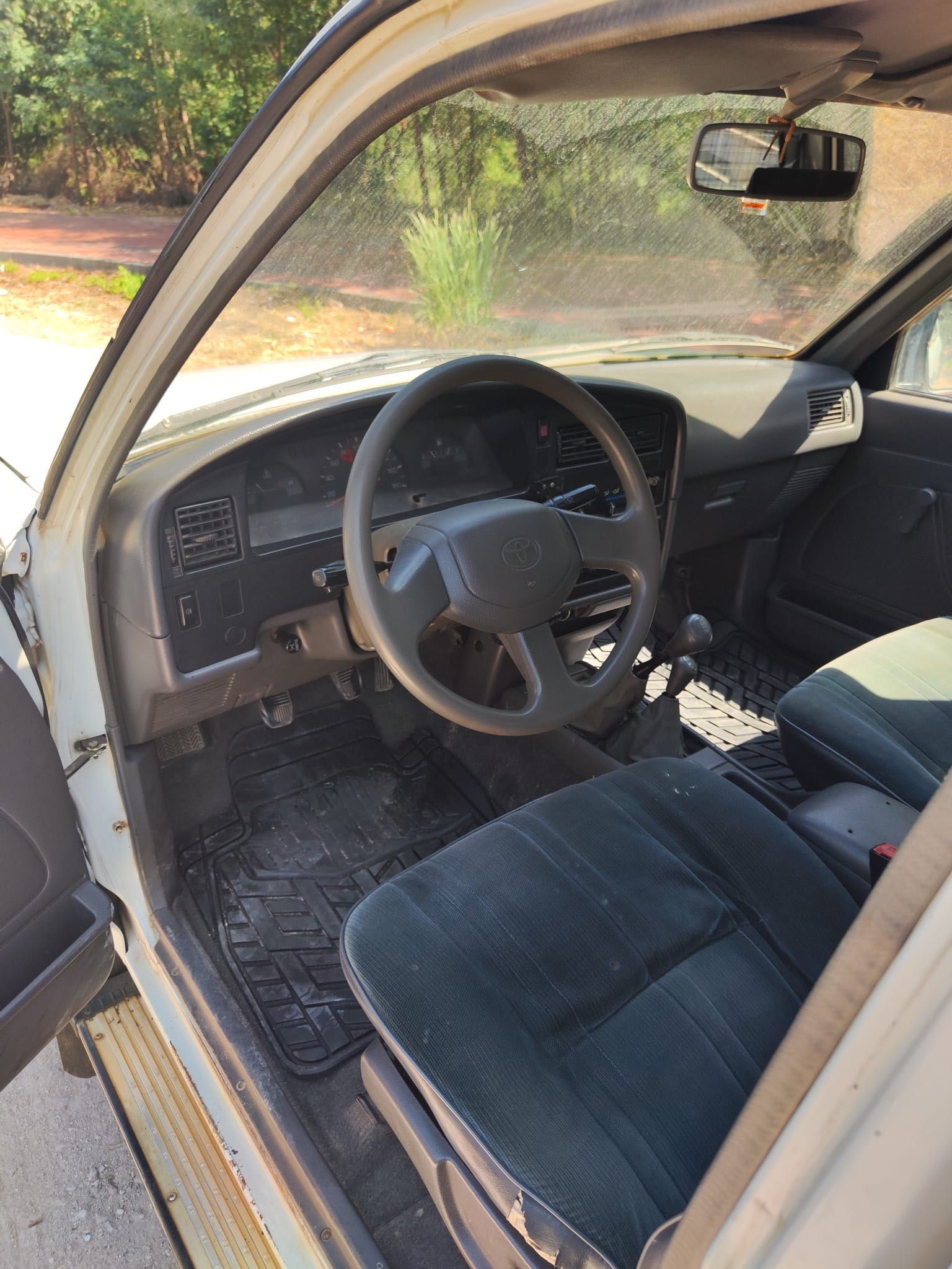 Toyota Hilux 4X4