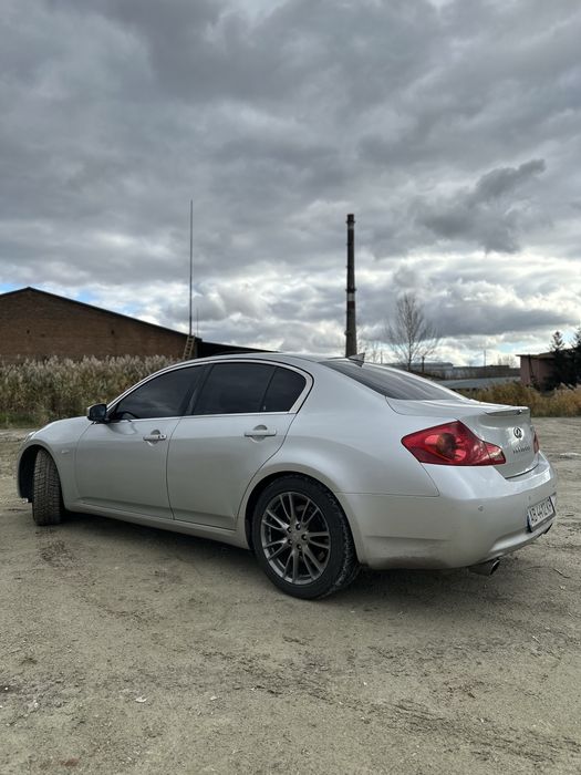 Продам авто фінік G37 S