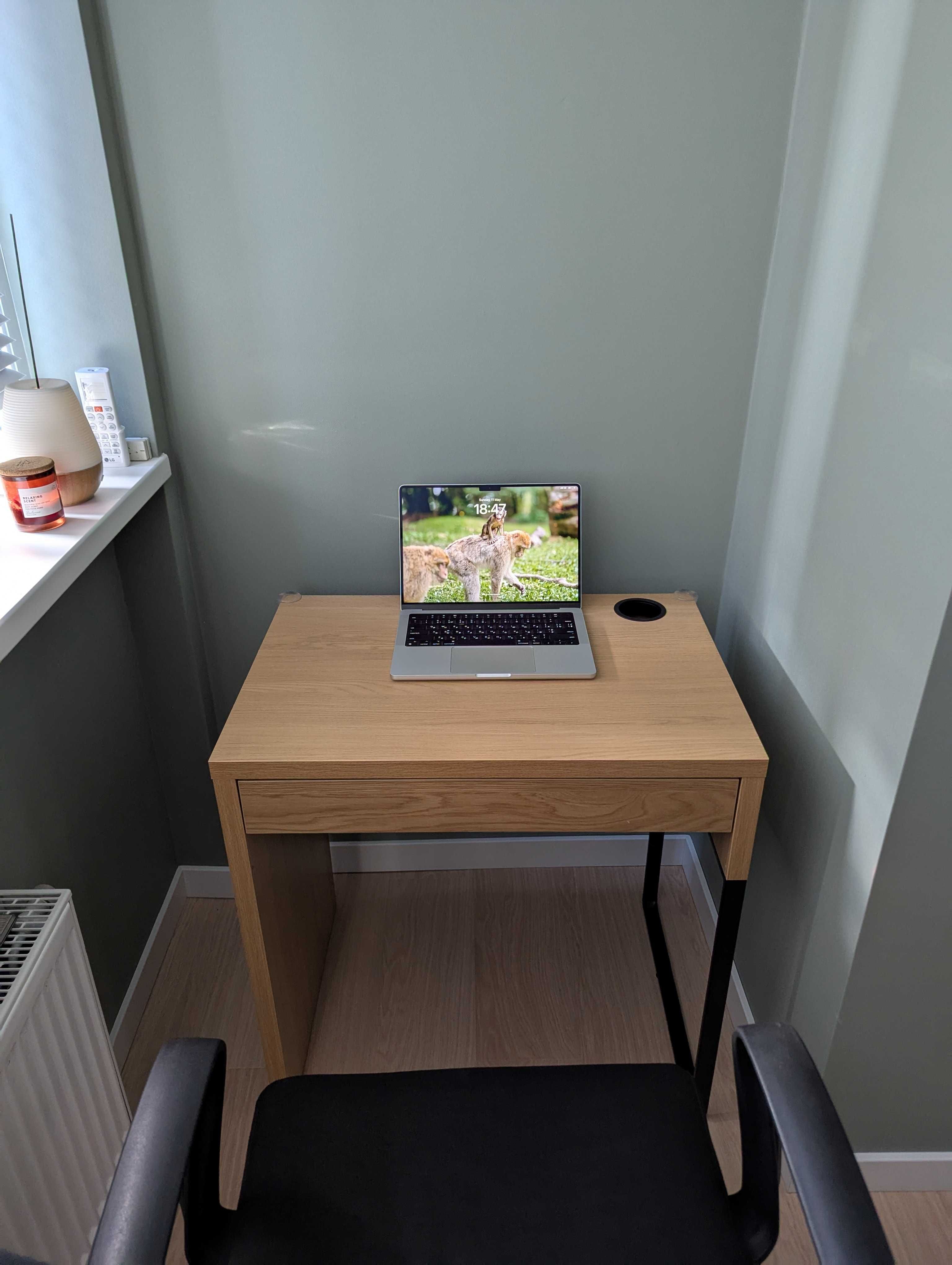IKEA MICKE 203.517.42 компактний робочий стіл колір під дуб 73x50см