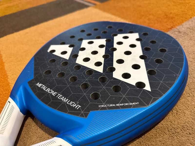 Raquete Padel Adidas Metalbone Team Light 3.3 2024 (ótimo estado)