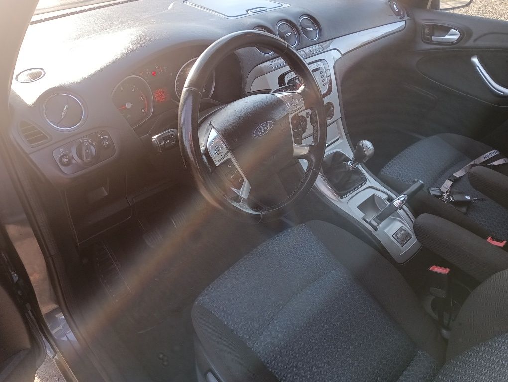 Ford Galaxy 2.0 TDCi ,7 osobowy