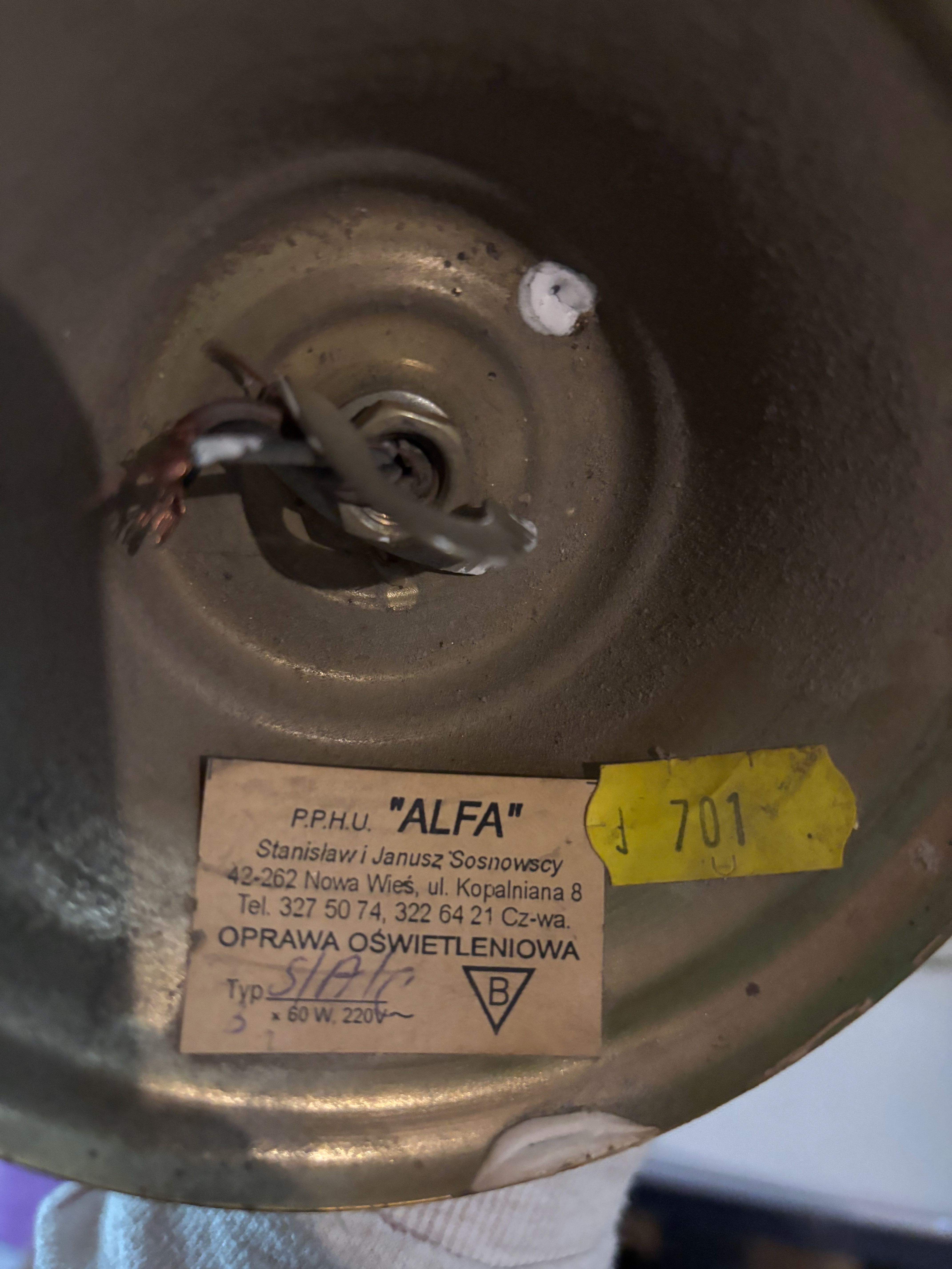 Lampa alfa 3 żarówki