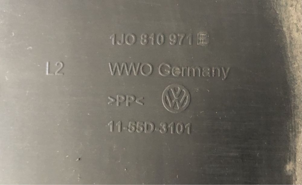 2 Resguardos trás guarda-lamas VW Golf 4 de 1998 a 2004