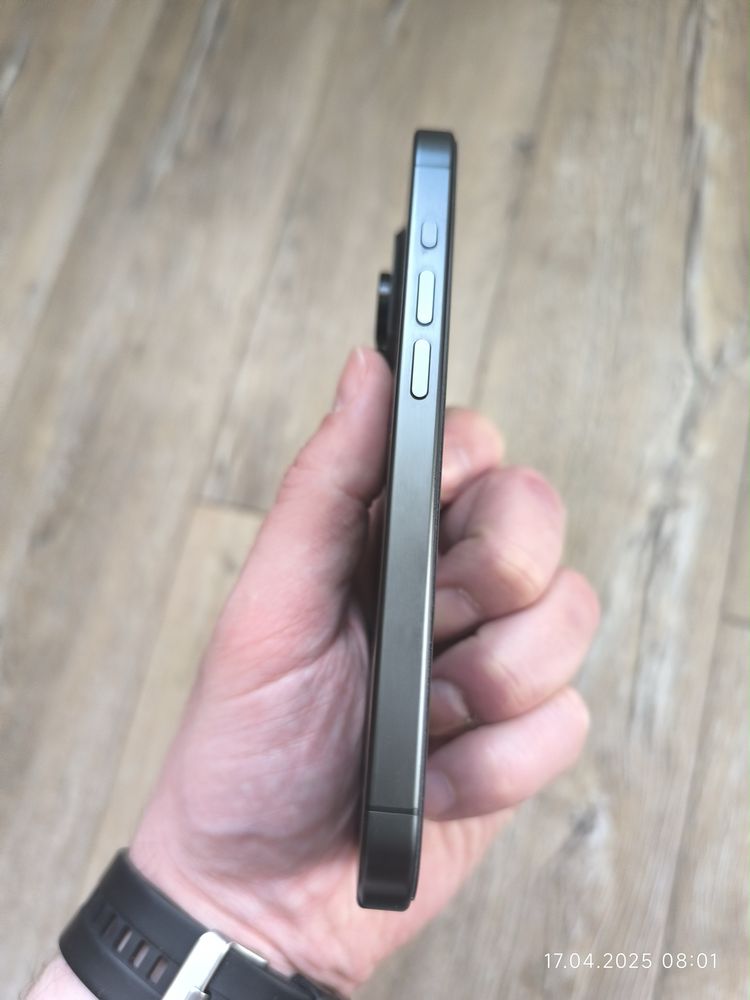 iPhone 15 Pro 256GB Black Titanium – USA, eSIM only, bdb stan