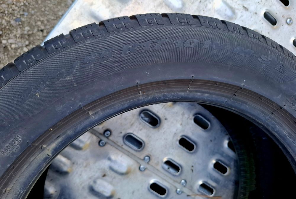 225/55R17 Opony zimowe * Pirelli * 7.5 mm bieżnika ** 010K