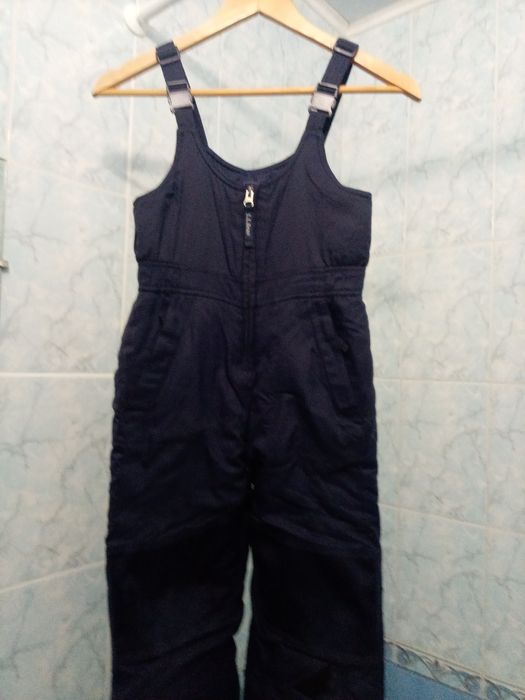 Зимний полукомбинезон на 6-7 лет