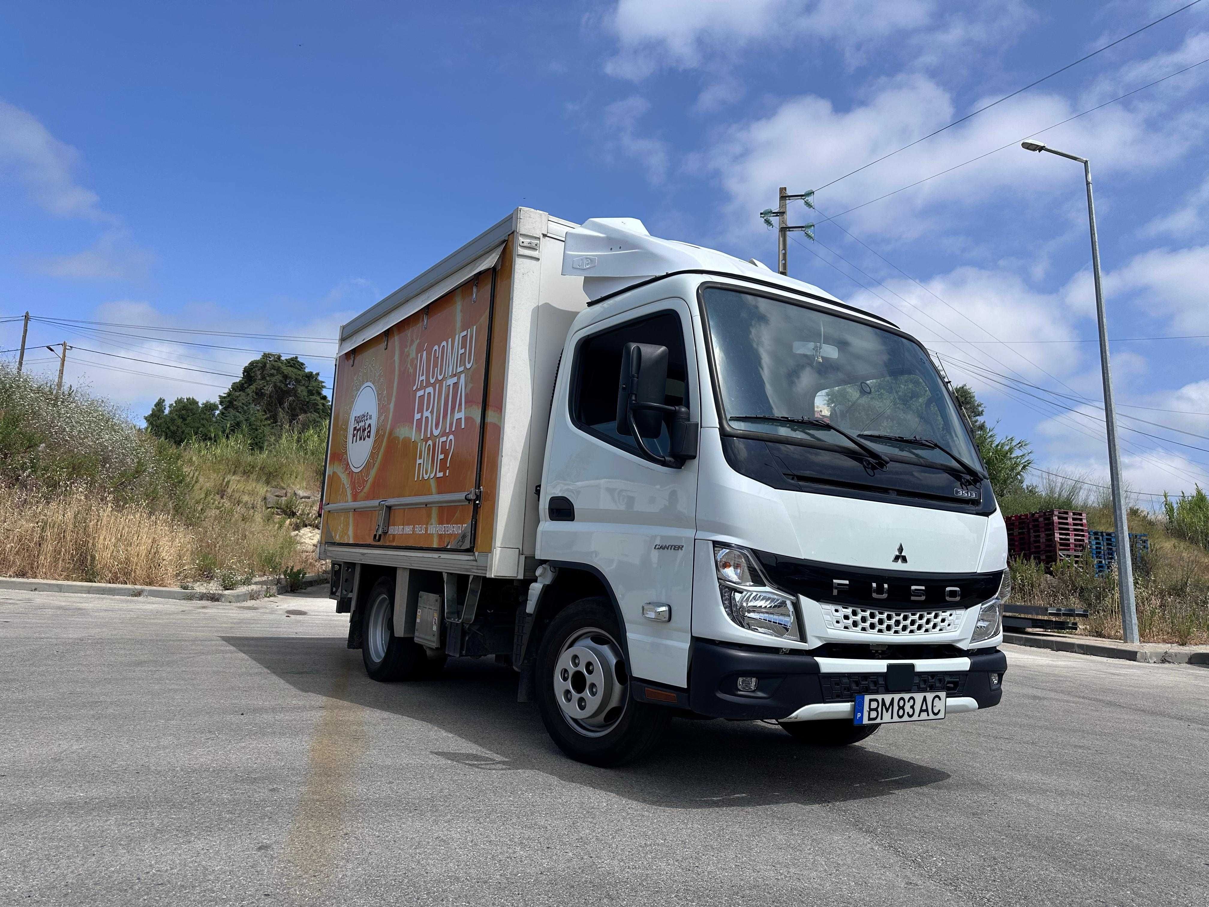 MITSUBISHI CANTER FUSO _Semi novo - Loja Móvel/Ambulante c/ CX. Frio