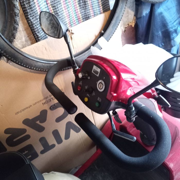 Електро скутер для інвалідів та людей літнього віку віку