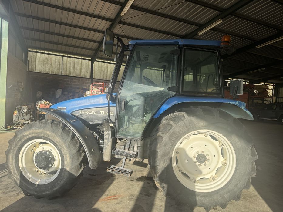 Tractor e alfaias agricolas